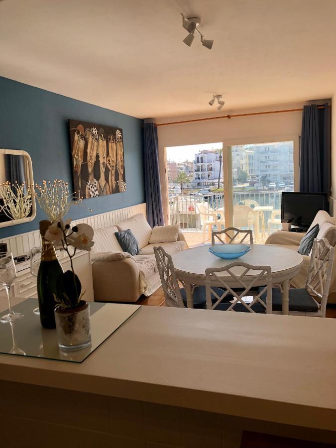 Apt Port Rhodes C, 2 Chbres, 2 Terrasses, Vue Sur Canal Principal De La Marina Et Sur Les Pyrenees Empuriabrava Exterior foto